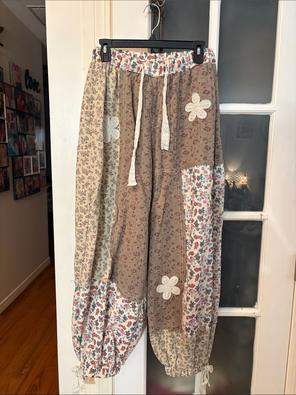POL Patchwork Floral Drawstring women’s Joggers - Beige Mix